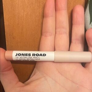 Jones Road Neutralizer Pencil in Light Peachy Pink